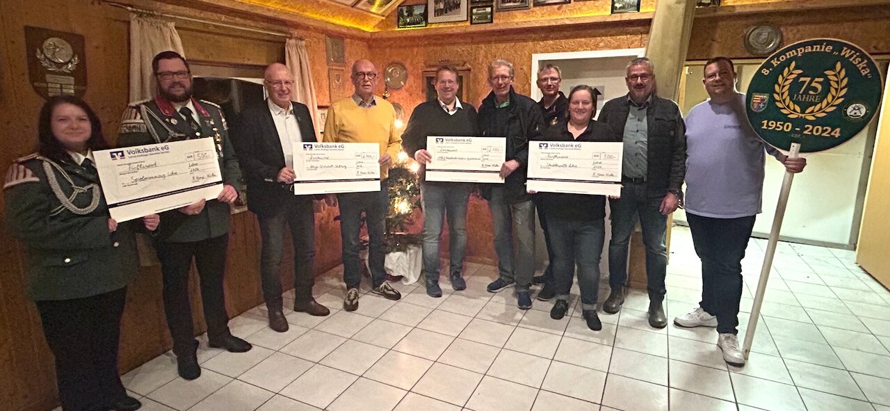 Die 8. Kompanie spendet für Lohner Vereine Image 1